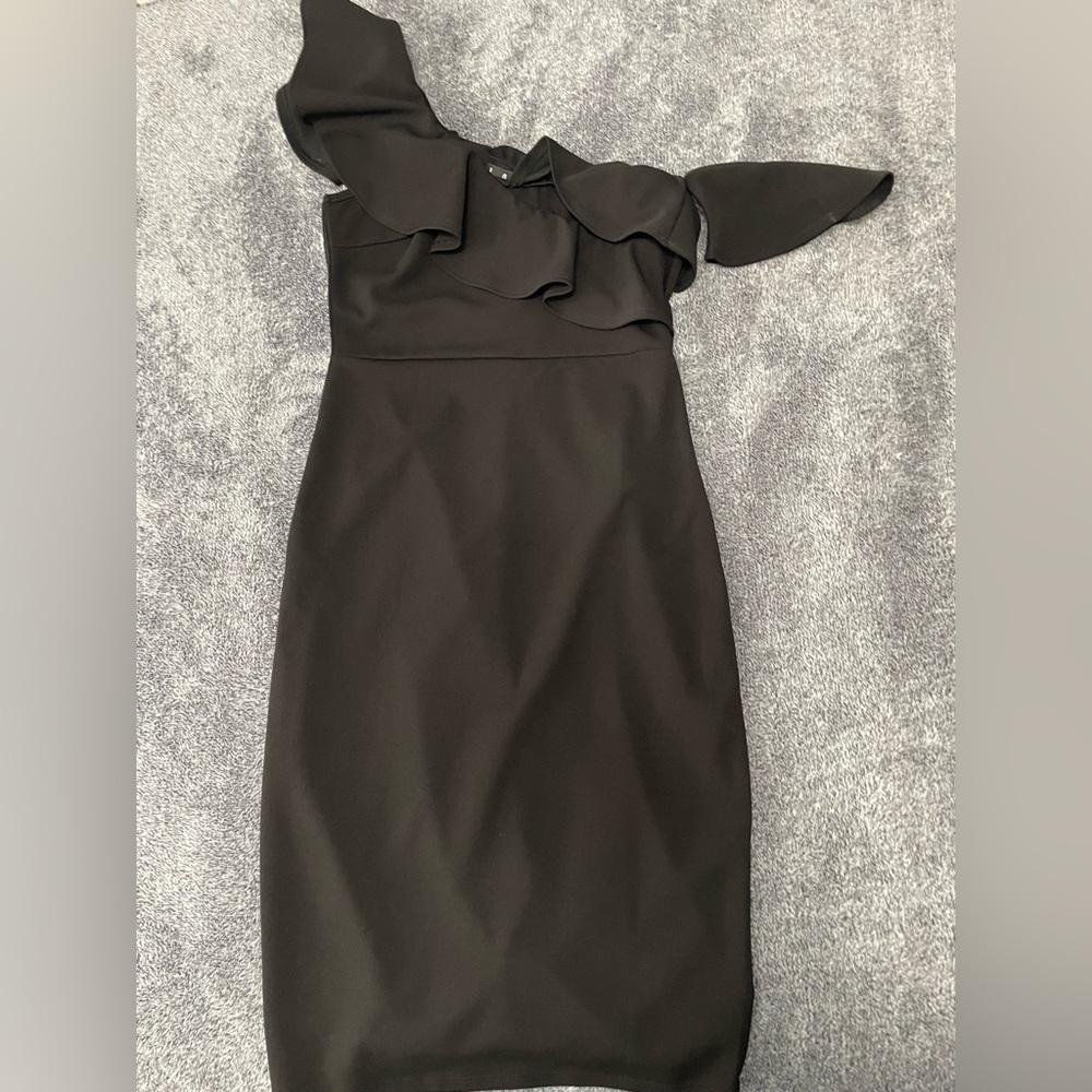 Black Lulus Midi Dress
